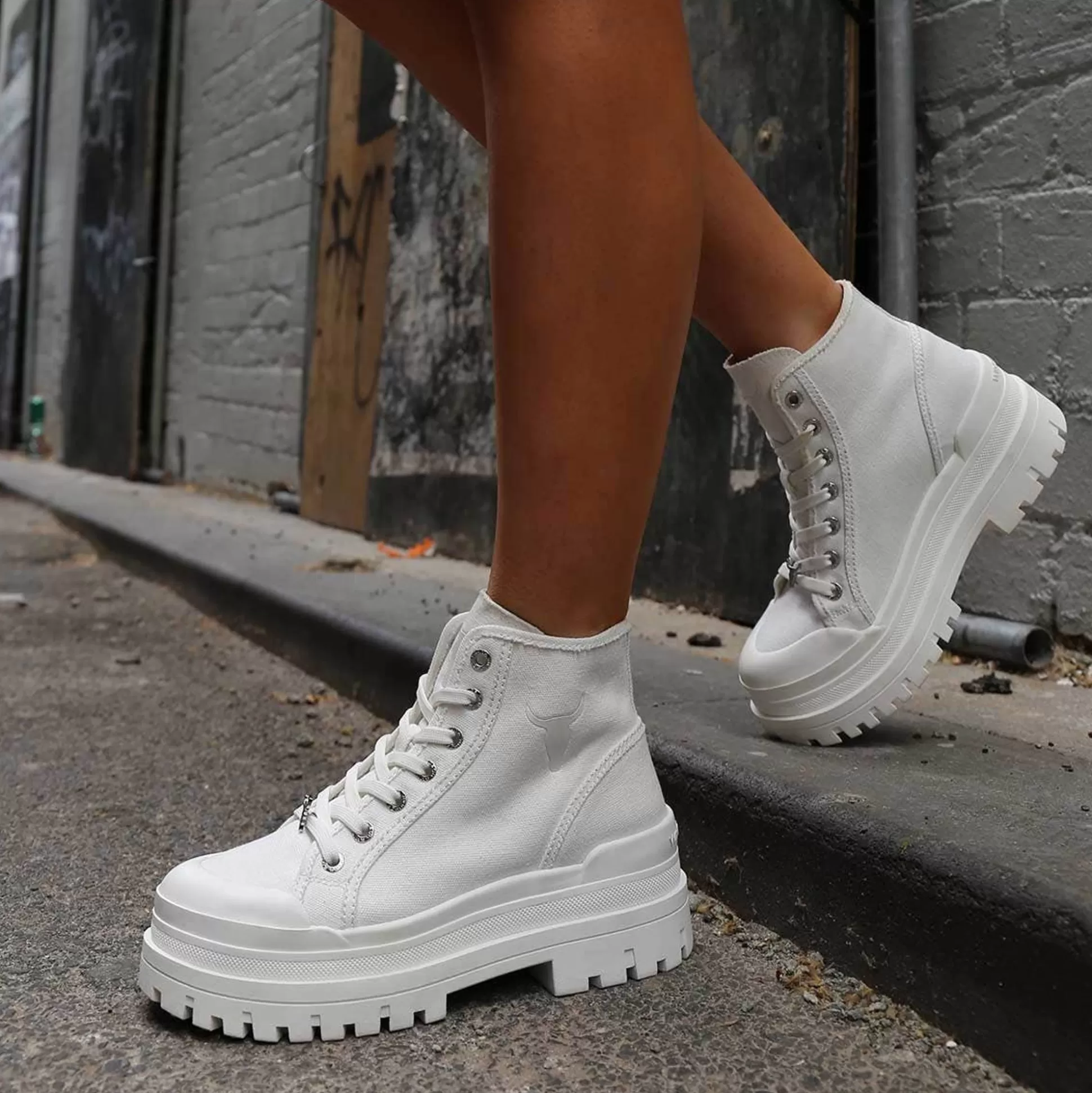 Woman Windsor Smith Sneakers*Deserve White Canvas Boot